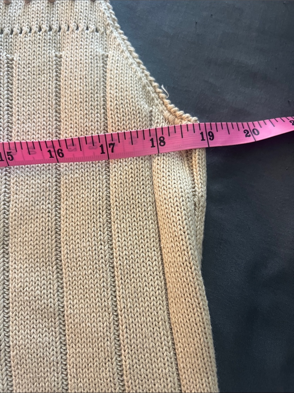 Liz Claiborne Beige Knit Sleeveless Vest - Picture 13 of 15
